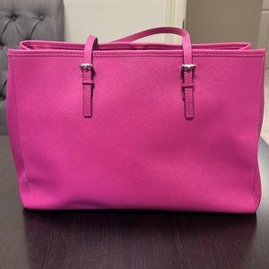MICHAEL KORS JET SET SAFFIANO LEATHER TOTE BAG